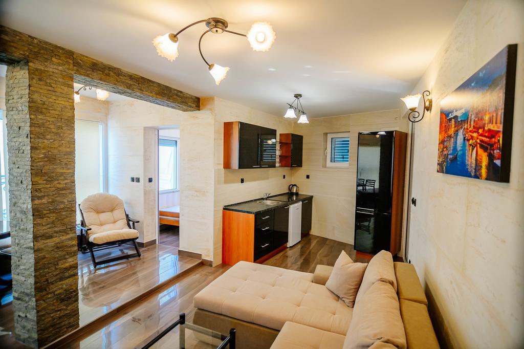 Apartment Dzaleta Свети-Стефан Экстерьер фото
