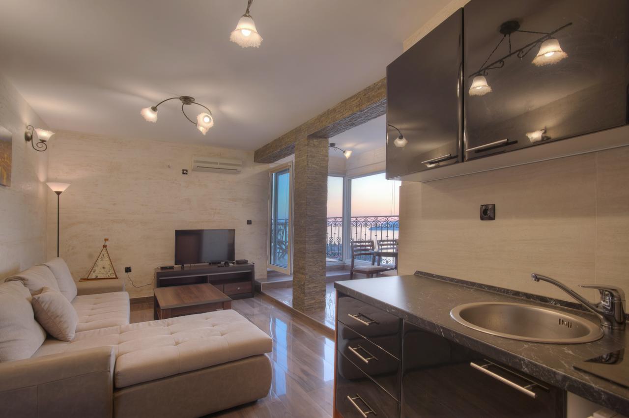 Apartment Dzaleta Свети-Стефан Экстерьер фото